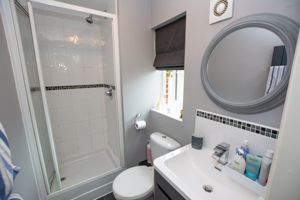 Ensuite- click for photo gallery